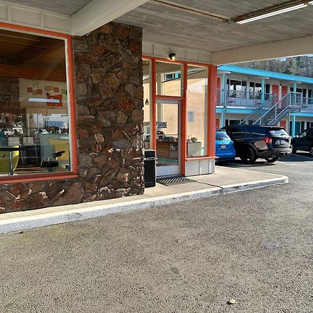 Atomic Motel Astoria Luaran gambar