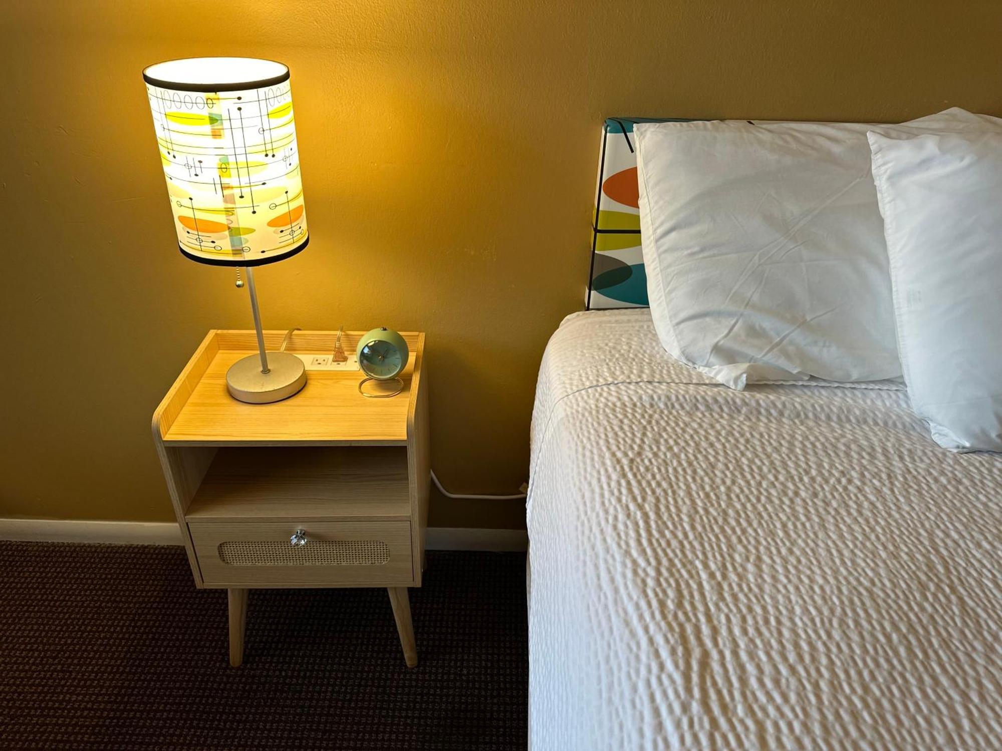 Atomic Motel Astoria Luaran gambar