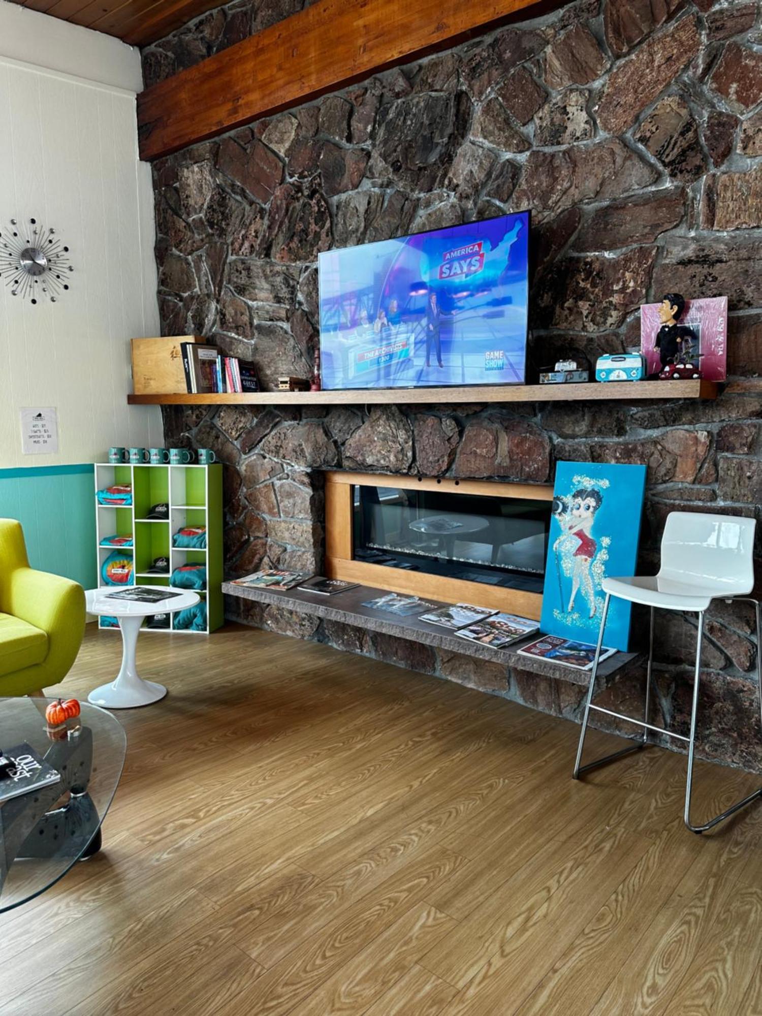 Atomic Motel Astoria Luaran gambar